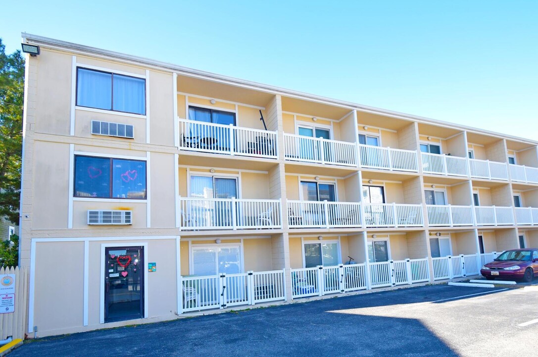 11 62nd St, Unit 303 in Ocean City, MD - Foto de edificio