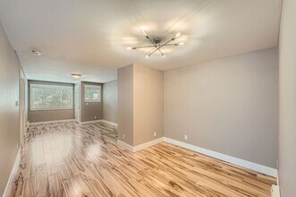 3208 Mcclintock Ave S in Seattle, WA - Building Photo - Building Photo