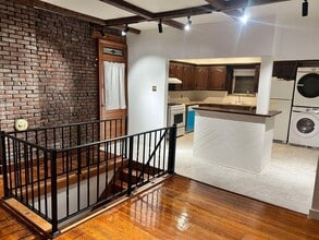 30 W 9th St in Bayonne, NJ - Building Photo - Building Photo