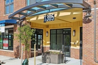 Opera House in Bellingham, WA - Foto de edificio - Building Photo