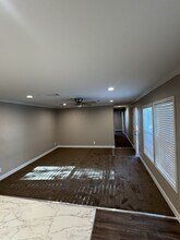 9027 Fairglade Dr N in Jacksonville, FL - Building Photo - Building Photo