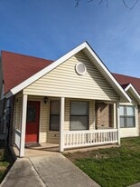 6310 Windsor Castle, Unit Unit 2 in San Antonio, TX - Building Photo