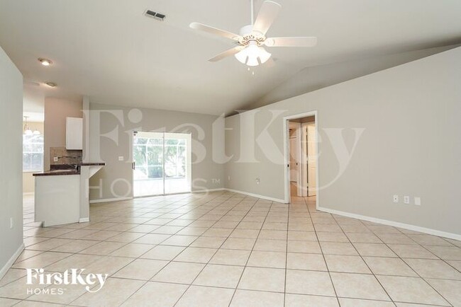 17536 Oriole Rd in Ft. Myers, FL - Building Photo - Building Photo