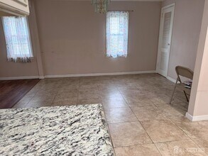 34 Fiat Ave in Iselin, NJ - Building Photo - Building Photo