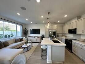 2186 Tributary Dr in Chula Vista, CA - Building Photo