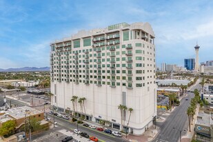 SoHo Lofts of Las Vegas in Las Vegas, NV - Building Photo