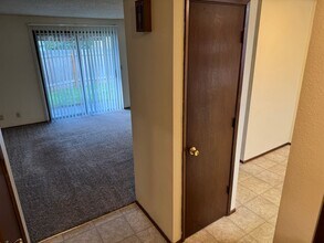 17 T St in Springfield, OR - Building Photo - Building Photo