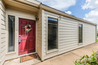 514 Shady Dale Dr in Stafford, TX - Building Photo - Building Photo