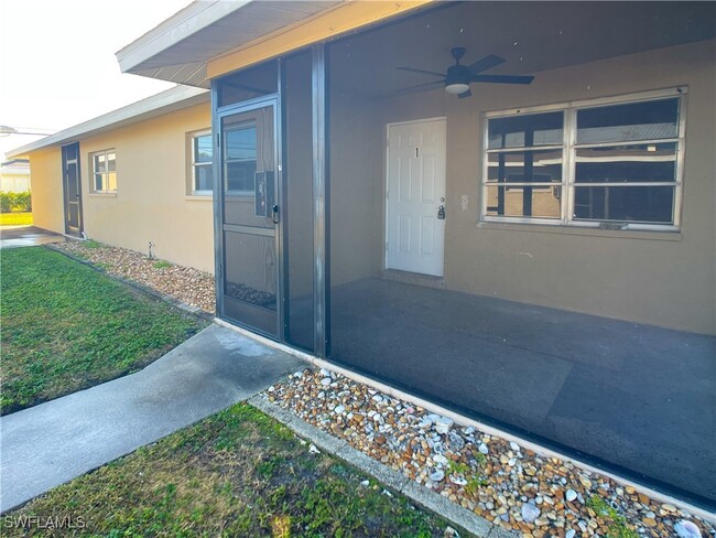 4009 SE 19th Ave in Cape Coral, FL - Building Photo - Building Photo