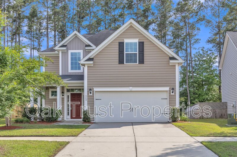 343 Spectrum Rd in Summerville, SC - Building Photo