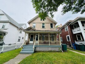 486 S Goodman St in Rochester, NY - Building Photo