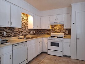 95 Eventide Rd SE in Rio Rancho, NM - Building Photo