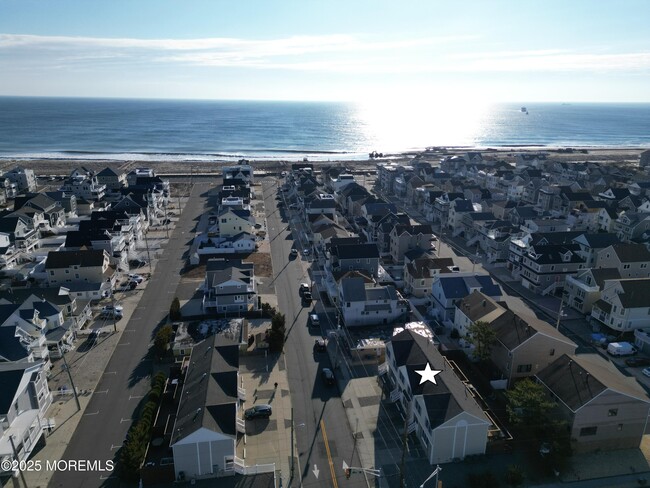 71 Fielder Ave in Seaside Heights, NJ - Building Photo - Building Photo