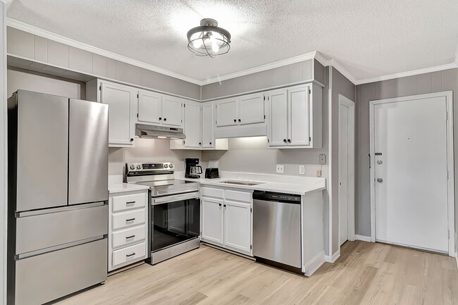 40 Folly Field Rd, Unit G21 in Hilton Head Island, SC - Building Photo - Building Photo