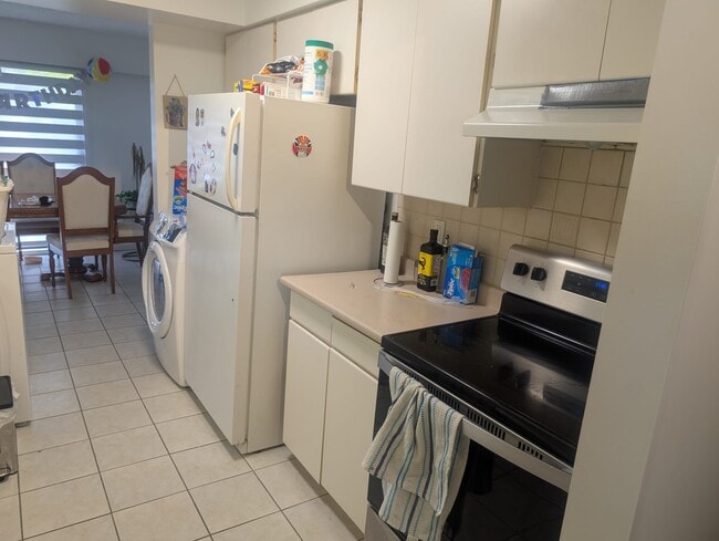 property at 7358 Dunvegan Ct