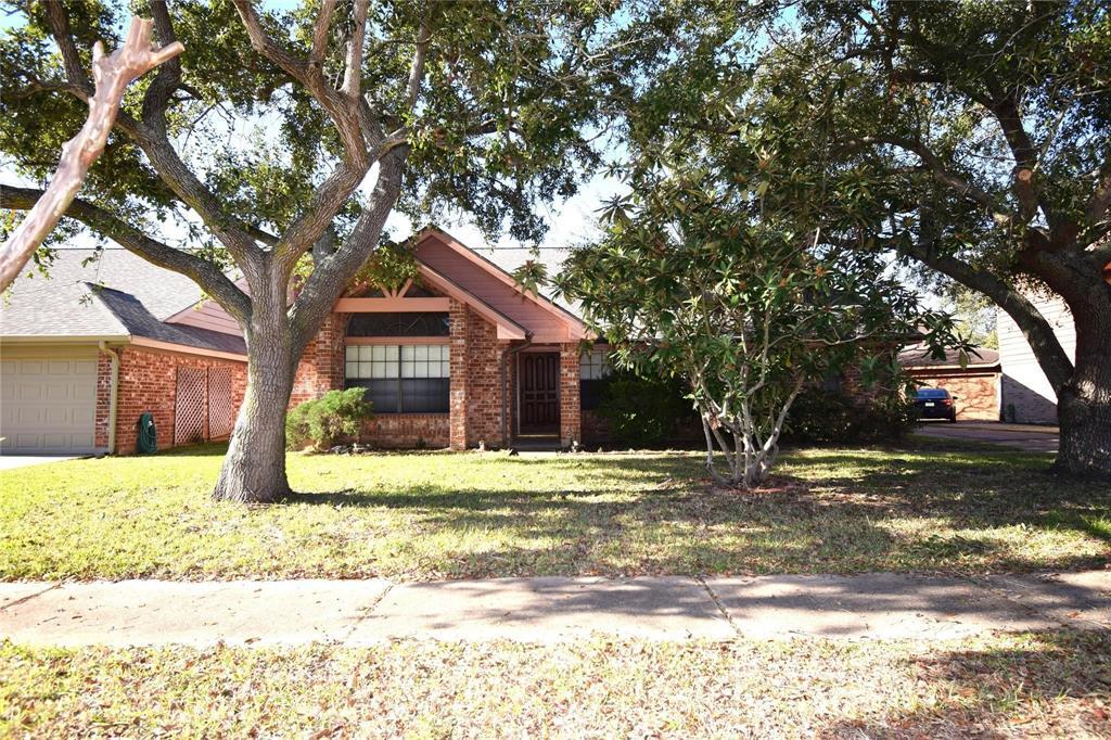 2926 Field Line Dr in Sugar Land, TX - Building Photo