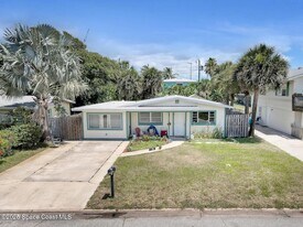 332 Tyler Ave in Cape Canaveral, FL - Building Photo