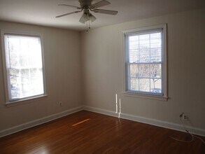 2221 40th St NW in Washington, DC - Building Photo - Building Photo