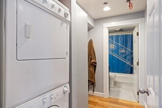 299 Main St in Boston, MA - Building Photo - Building Photo