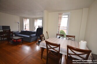 316 Tappan St, Unit 1B in Brookline, MA - Building Photo - Building Photo