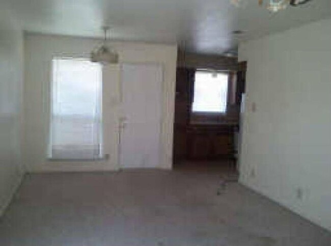 3305 Fallmeadow St in Denton, TX - Building Photo - Building Photo