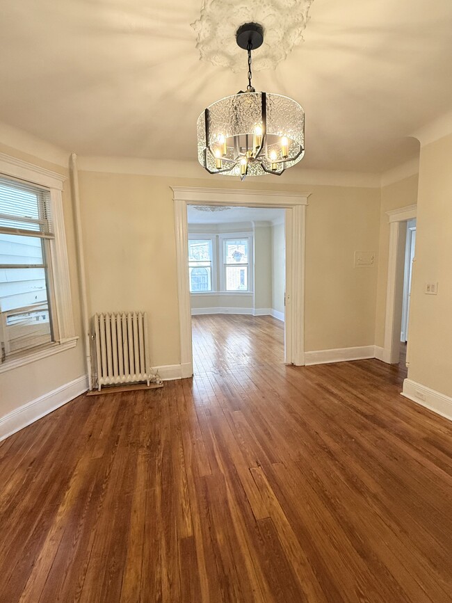 69 Van Reypen St, Unit 1 in Jersey City, NJ - Building Photo - Building Photo