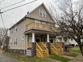 3210 Louisiana Ave in Cleveland, OH - Building Photo