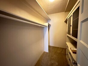 1113 T St-Unit -9746002002 in Sacramento, CA - Building Photo - Building Photo