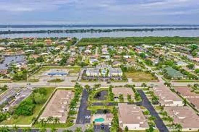 property at 308 Espana Ct