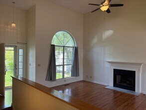 5268 Village Way in Nashville, TN - Building Photo - Building Photo