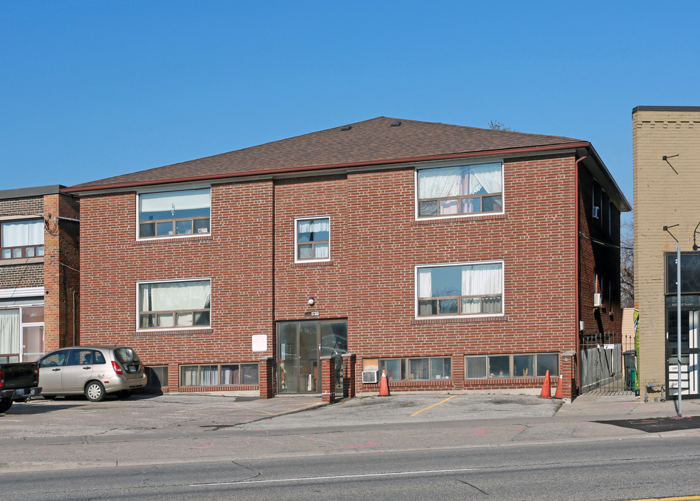 578 Danforth Rd in Toronto, ON - Building Photo