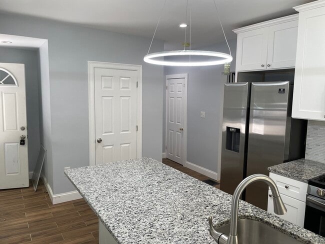 33 Brazil St in Melrose, MA - Building Photo - Building Photo