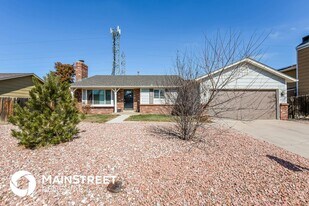 18237 E Atlantic Dr in Aurora, CO - Building Photo