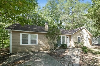 1631 Pecan Log Pl in Austell, GA - Building Photo - Building Photo