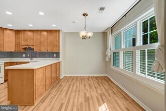 5959 First Lndg Wy in Burke Centre, VA - Building Photo - Building Photo