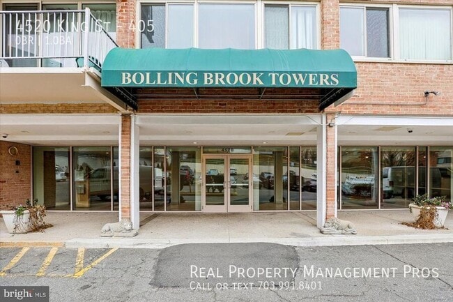 4520 King St in Alexandria, VA - Foto de edificio - Building Photo