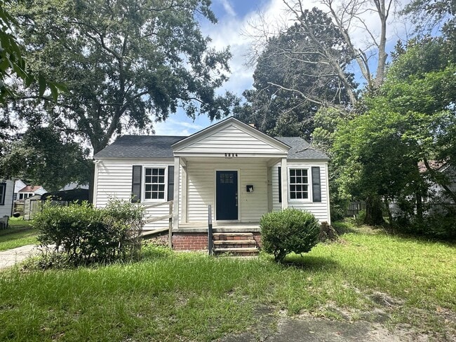 2236 Greenwood St in Savannah, GA - Building Photo - Building Photo