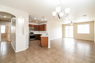 27741 N Amira Way in Queen Creek, AZ - Building Photo - Building Photo