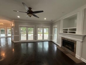 8893 Poplar Pike in Germantown, TN - Building Photo - Building Photo