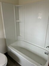 806 8th Ave NW in Mandan, ND - Building Photo - Building Photo