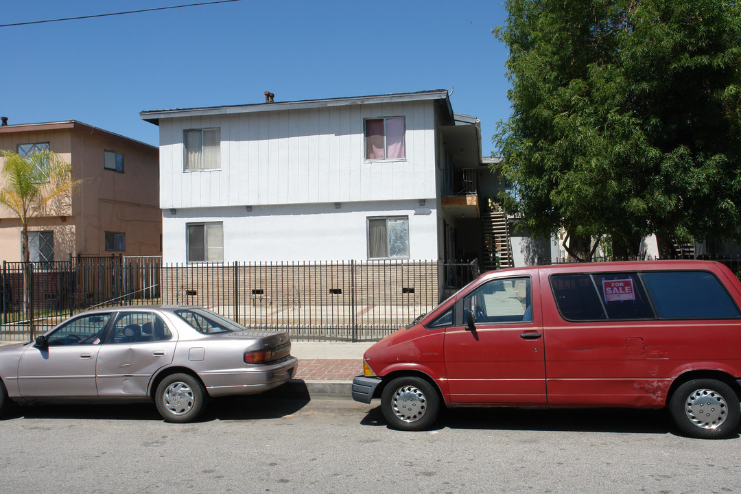 7101 Fulton Ave in North Hollywood, CA - Building Photo