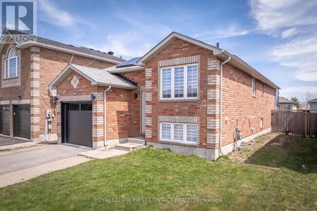 60 William Paddison Dr in Barrie, ON - Building Photo - Building Photo