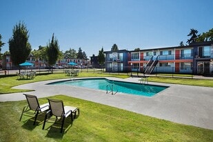 The Park at Fifth in Corvallis, OR - Building Photo