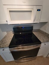 4915 Catalina Dr in Naples, FL - Building Photo - Building Photo