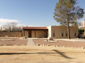 3933 Emory Rd in El Paso, TX - Building Photo