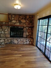 594 Rose Ln in Lake Arrowhead, CA - Building Photo - Building Photo