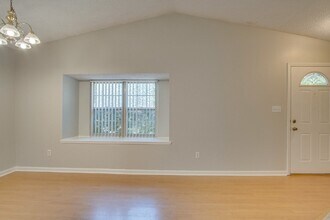 3164 Cedarwood Village Ln in Pensacola, FL - Building Photo - Building Photo