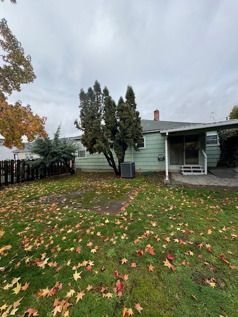 1321 NE 7th St in Grants Pass, OR - Building Photo - Building Photo