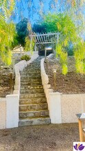 17833 Wildridge Ln in Santa Clarita, CA - Foto de edificio - Building Photo