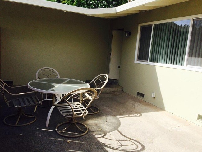 139 W Lassen Ave-Unit -17 in Chico, CA - Building Photo - Building Photo